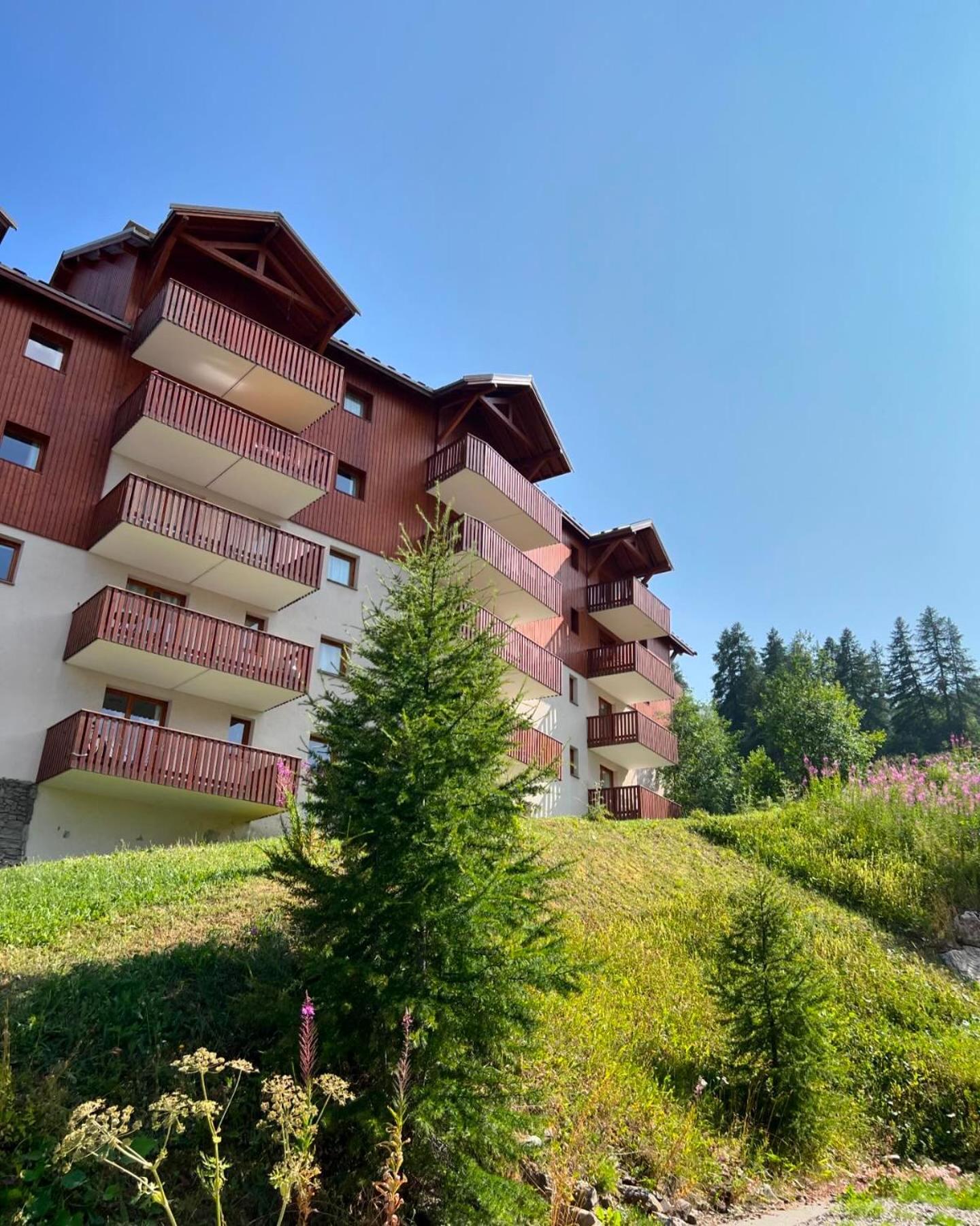 Appartement 4 Personnes Avec Piscine Interieure Puy-Saint-Vincent Extérieur photo